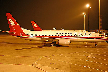 求助!关于上海航空波音737飞机的选座和服务问