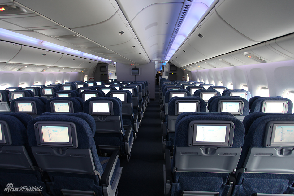 国航CA177航班,上海-墨尔本,经济舱。求:免费