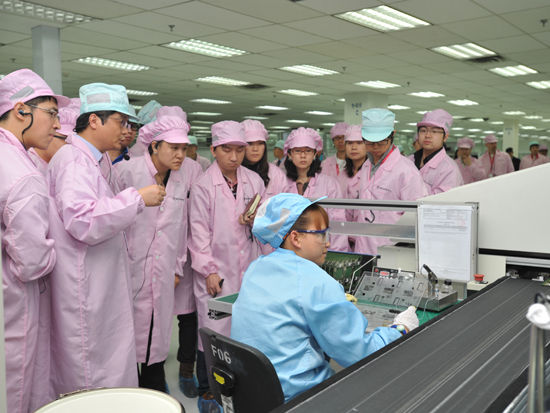 摩托罗拉天津工厂生产线 摩托罗拉天津工厂生产线