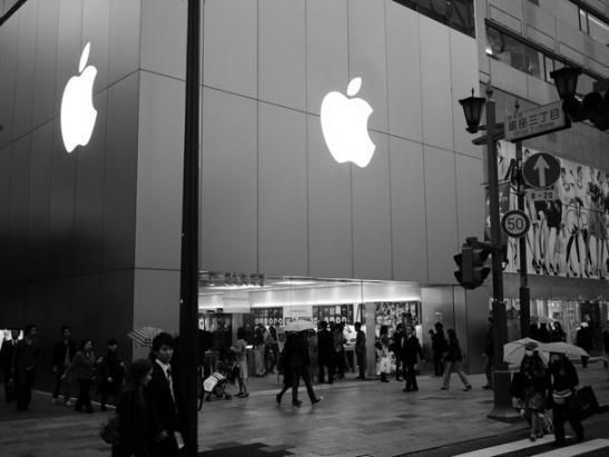 苹果最早的两家零售店