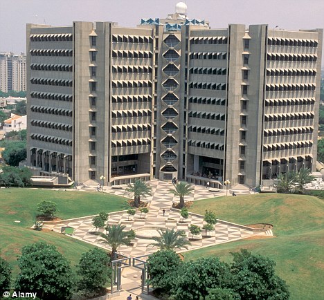 以色列特拉维夫大学的科学家把存在这种情况的人的基因与没有这种情况的人的基因进行比对 以色列特拉维夫大学的科学家把存在这种情况的人的基因与没有这种情况的人的基因进行比对