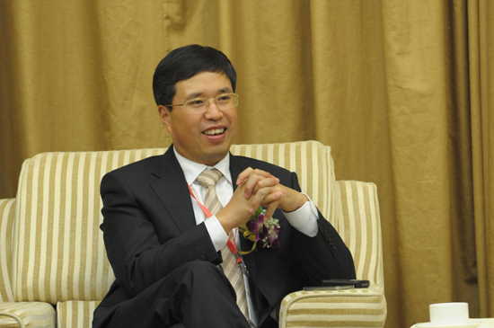 中国电子协会副秘书长林润华 中国电子协会副秘书长林润华