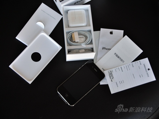 iPhone 4S开箱 iPhone 4S开箱