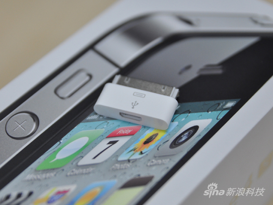 行货iPhone 4S标配苹果接口转microUSB适配器 行货iPhone 4S标配苹果接口转microUSB适配器