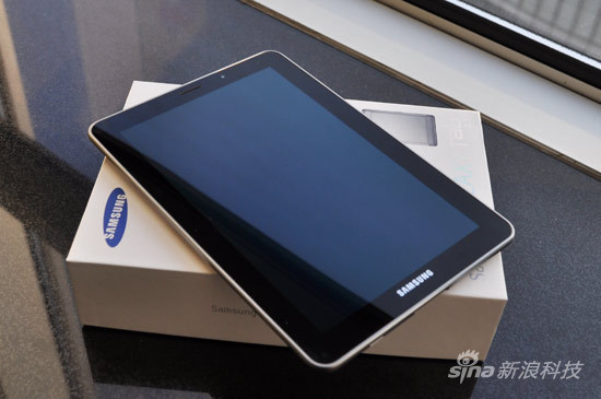 三星GALAXY Tab 7.7机身 三星GALAXY Tab 7.7机身