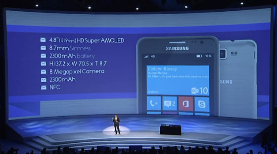 三星发布全球首款Windows Phone 8手机,这让号称与微软合作紧密的诺基亚情何以堪 三星发布全球首款Windows Phone 8手机,这让号称与微软合作紧密的诺基亚情何以堪