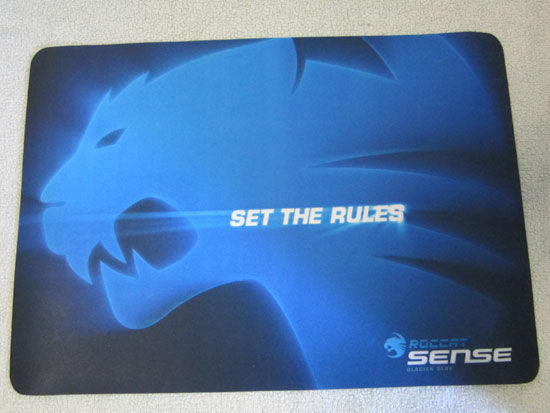 图为:Roccat Sense鼠标垫 图为:Roccat Sense鼠标垫