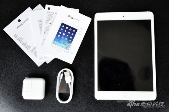 配备Retina屏幕的iPad mini 配备Retina屏幕的iPad mini
