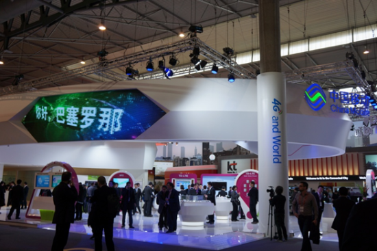 图:中国移动携手华为在MWC2014展示TD-LTE网络环境下的系列4G业务 图:中国移动携手华为在MWC2014展示TD-LTE网络环境下的系列4G业务