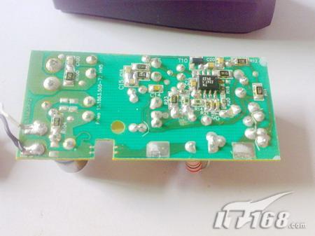 练就黄金眼 辨别真假NOKIA充电器(3)_手机