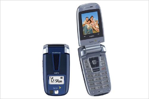 活力色彩三洋双彩屏折叠3200登场