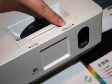 ȫ�Զ��Խ�������EMP1810ͶӰ������