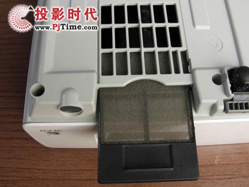领跑级别爱普生EMP-822投影机评测