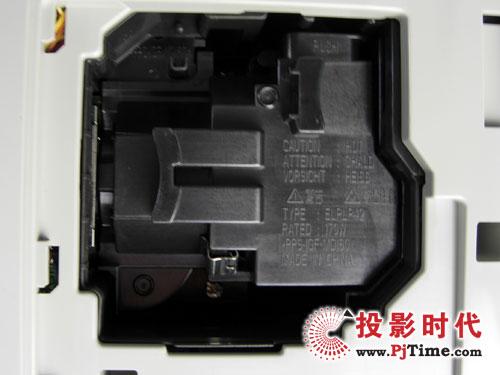 领跑级别爱普生EMP-822投影机评测