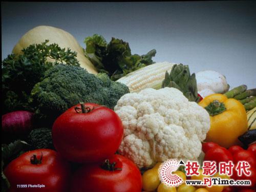 领跑级别爱普生EMP-822投影机评测