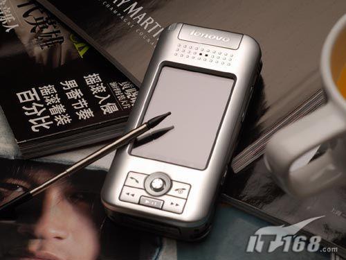 26��������д���������ֻ�i921��888Ԫ