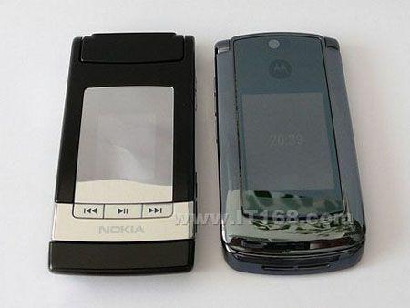 经典V3接班人 摩托超薄炫机V8售4180