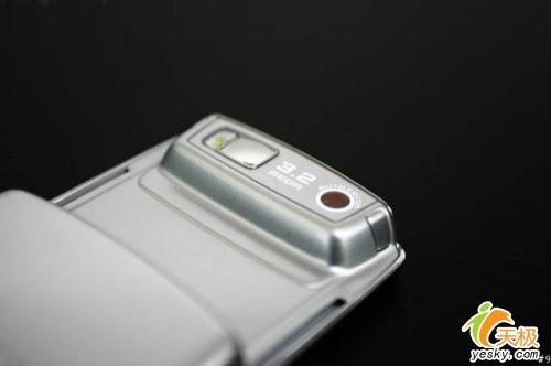320万像素三星镜面超薄滑盖U708评测(2)