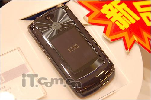 潮流新作摩托镜面翻盖智能V8售4280
