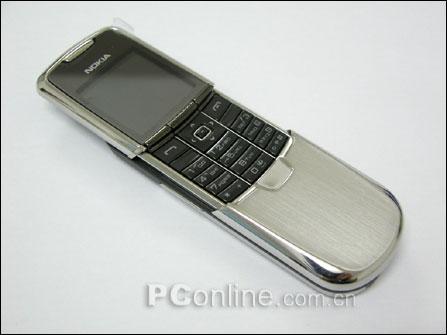 贵族气质 诺基亚金属滑盖机8800售3199_手机