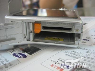 10�����ֻ��῵S10�ۼ۽�2400Ԫ