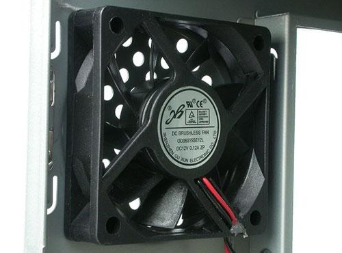 120G中暑身亡 大热天如何给硬盘降温 - 电脑工