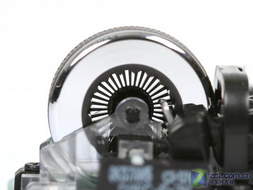 全球最小接收器 罗技VX Nano鼠标评测 全球最小接收器罗技VXNano鼠标评测