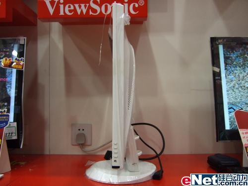 看五大联赛豪门角逐 评主流大屏LCD_硬件