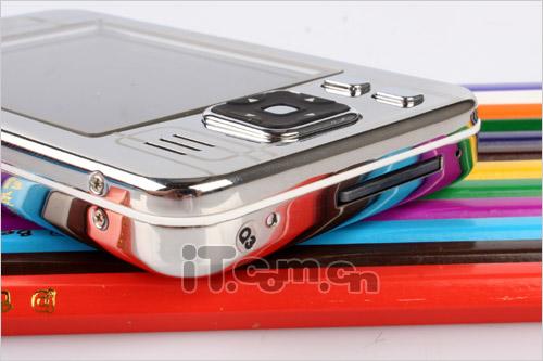 ����������ϷMP4Ŧ����ӰR90�꾡����(2)