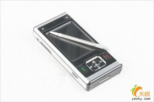 性价比出众TCL智能手机e787只卖820元
