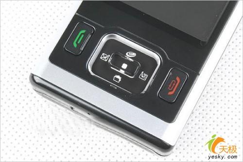 性价比出众TCL智能手机e787只卖820元
