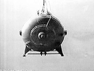 美国超级炸弹更胜炸弹之父