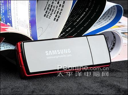 小巧时尚三星旋转音乐手机F200评测(2)