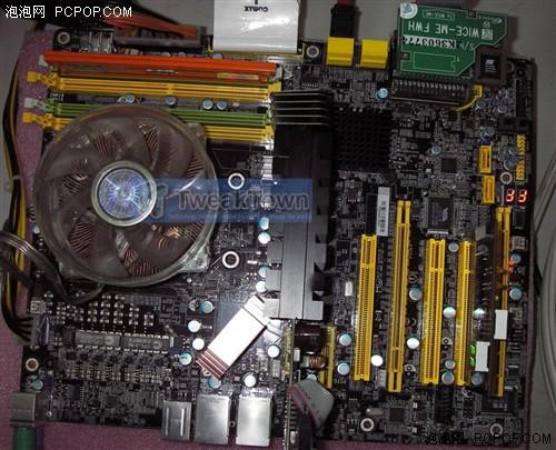 Intel�Ծ�AMD�°������ڴ�ʮ������