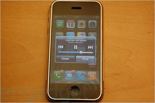 iPhone英国发布O2版与美国版真机比对