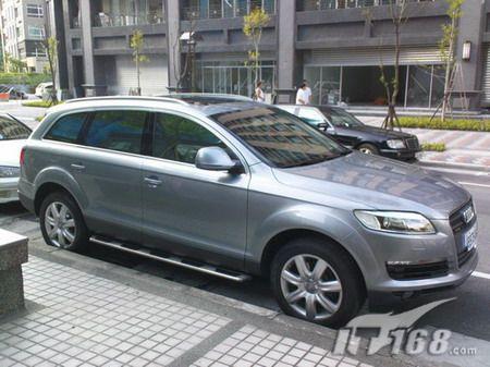 ͬ����ײ����K770��K810���ŶԱ�