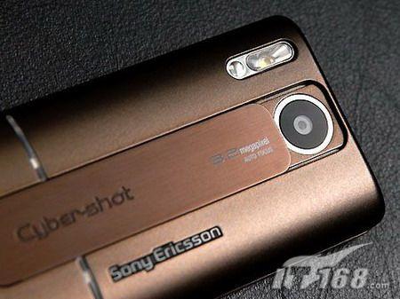 ͬ����ײ����K770��K810���ŶԱ�