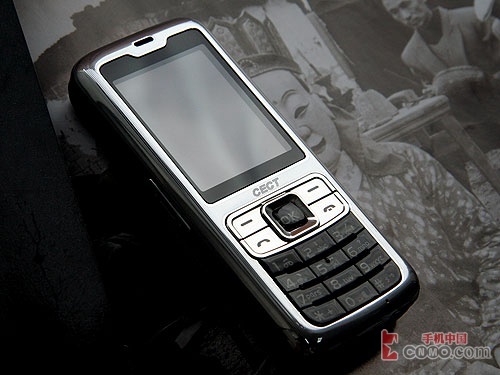 一机双卡 CETC金属炒股手机C168评测_手机