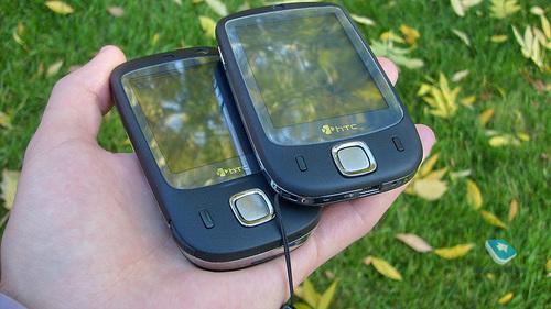 圆润可爱HTC滑盖版TouchDual评测