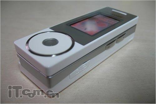 1GB�ڴ�ռ�������ת���ֻ�X838��2450