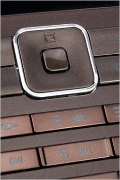 ��ͭɫ����������������ǿ��K770i����(13)