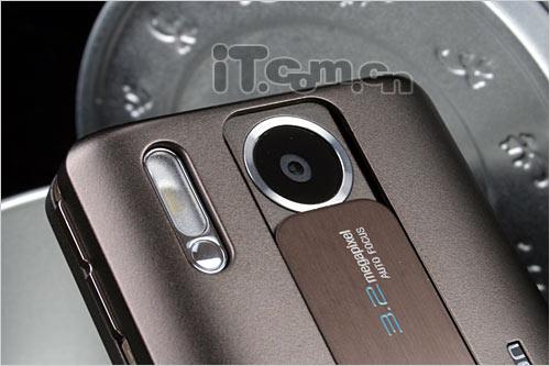 ��ͭɫ����������������ǿ��K770i����(5)