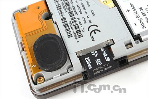 ��ͭɫ����������������ǿ��K770i����(12)