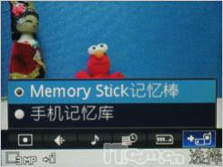 ��ͭɫ����������������ǿ��K770i����(6)