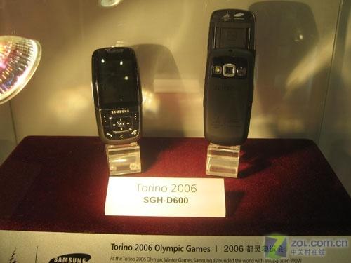 ͨ��չ����չ̨��Ů��Ʒ�ݻ�����ȫ��(3)