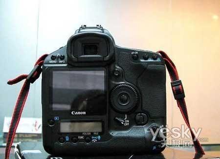 ˫������������1DMARKIII�ۼ�30800Ԫ