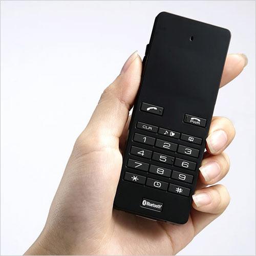 内置Intel处理器 5英寸宽屏夏普D4发布