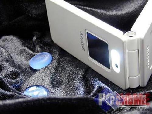 点击查看本文图片 三星 SGH-E878 - 唯美双屏翻盖 三星E878改版售1075元