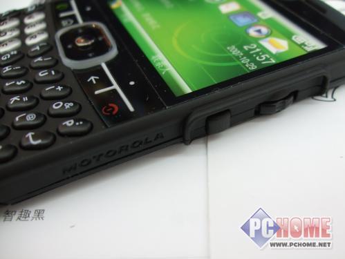 点击查看本文图片 摩托罗拉 Q8 - 3G时代即将来临 GPRS智能手机大回顾
