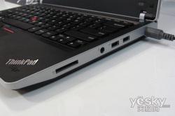彻底颠覆传统设计 红色Thinkpad E30开卖